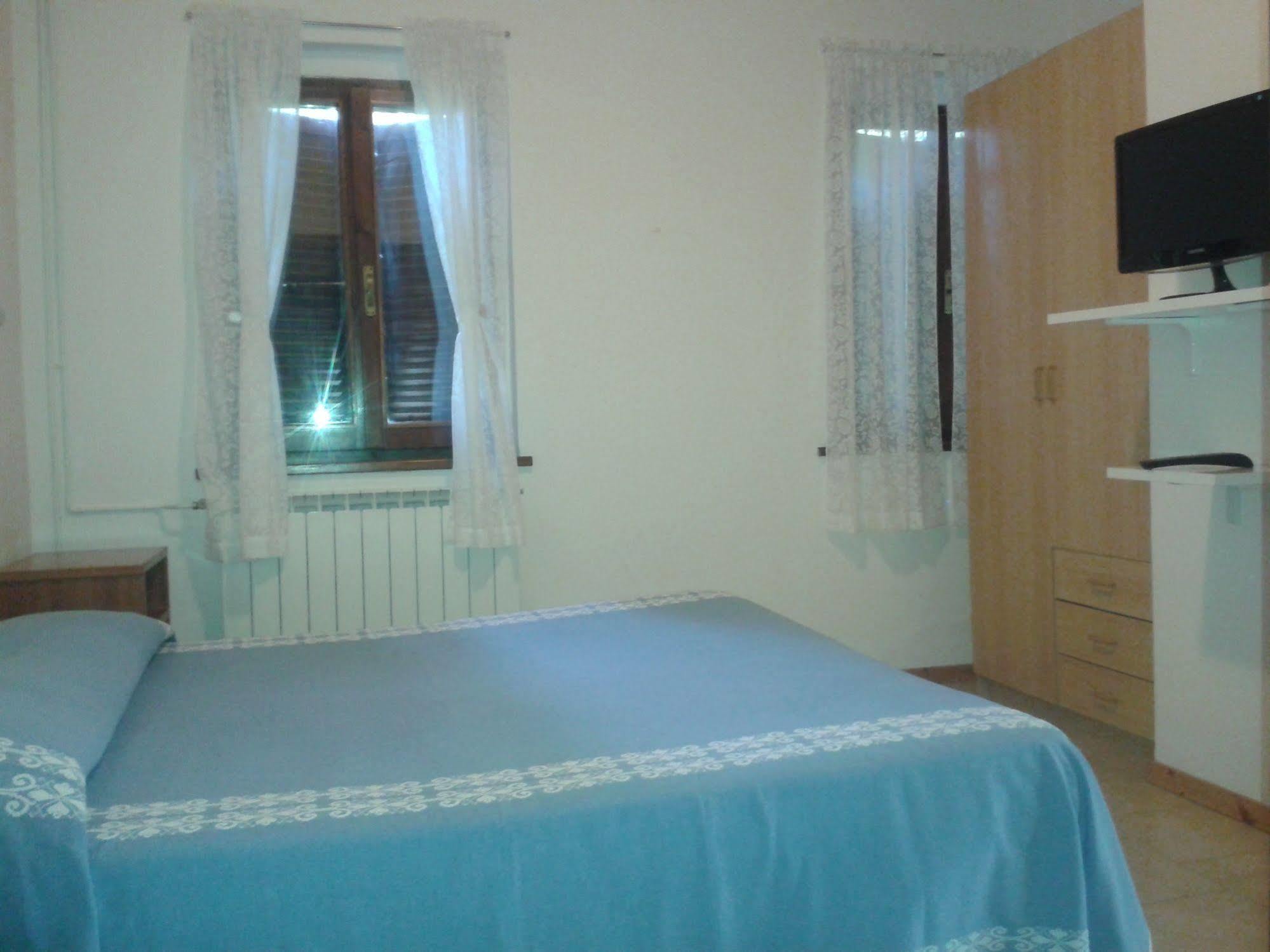 Agriturismo Orsaiola Urbania Extérieur photo